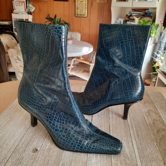 ANTONIO MELANI Miranda Croc Embossed Leather Stiletto Ankle Boot - Teal, Size 7 - Picture 2 of 16